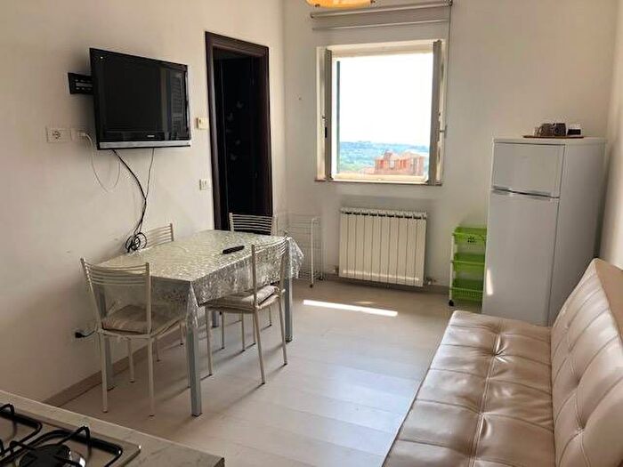 Appartamento bilocale in affitto in Via Alessi, Centro Storico, Perugia