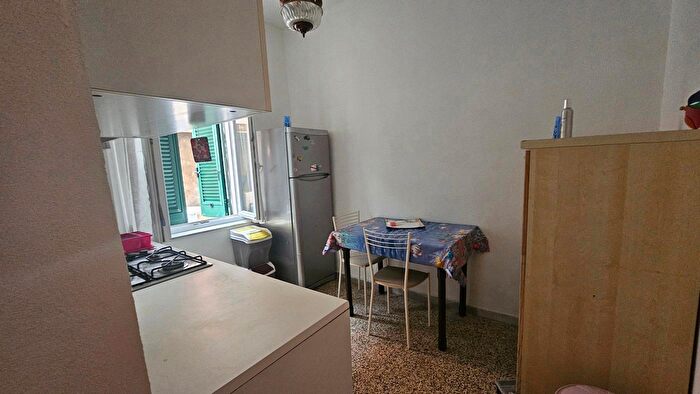 Appartamento trilocale in vendita in Via Palestro, Porto Azzurro