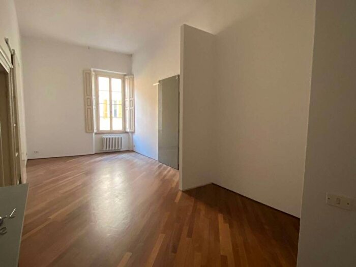 Appartamento trilocale in affitto in Strada Felice Cavallotti, Centro Storico, Parma