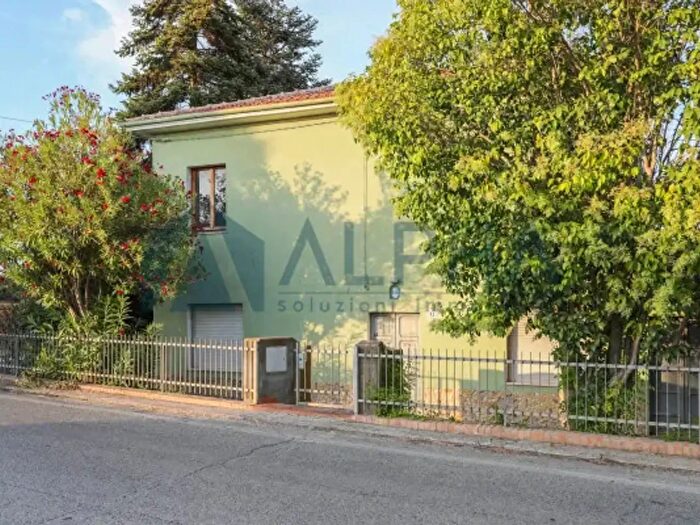 Casa con 6 locali in vendita in Via Ca' Andrino, Misano Adriatico