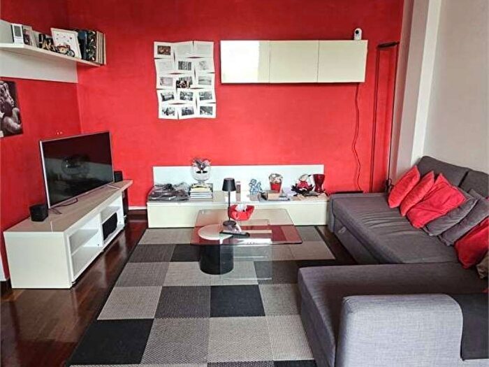 Appartamento trilocale in affitto in Via Oberdan, Centro, Arosio