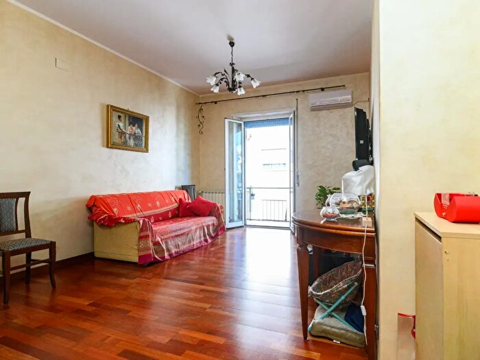Appartamento trilocale in vendita in Via delle Acacie, Roma