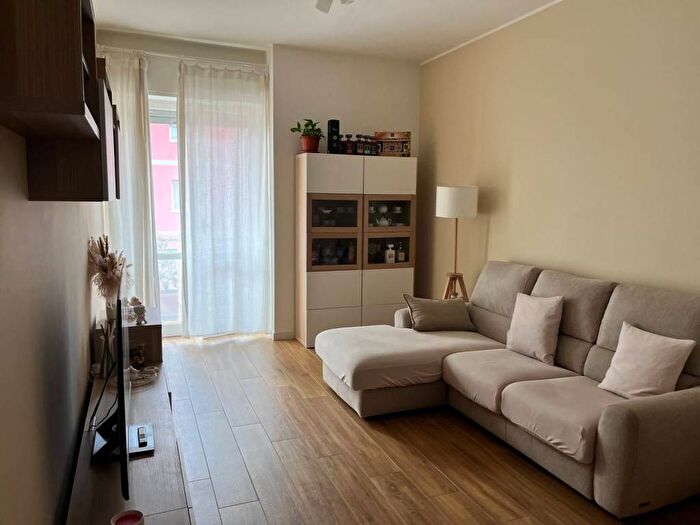 Appartamento bilocale in affitto in Via Pasquale Sottocorno, Cascina Gatti, Sesto San Giovanni