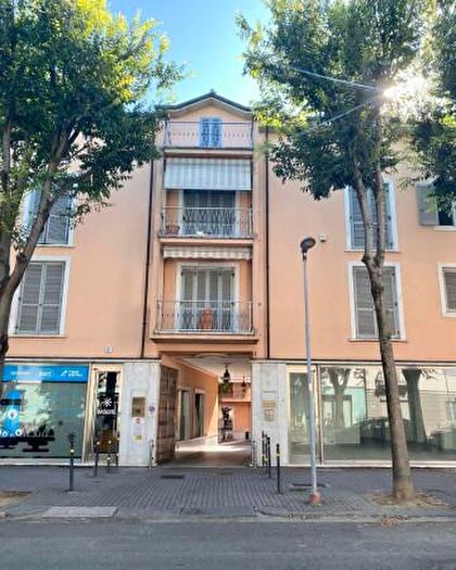 Appartamento trilocale in vendita in Via Giacomo Matteotti, Voghera