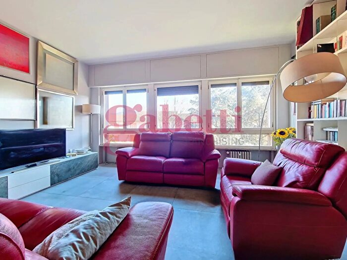 Appartamento con 5 locali in vendita in Pisa