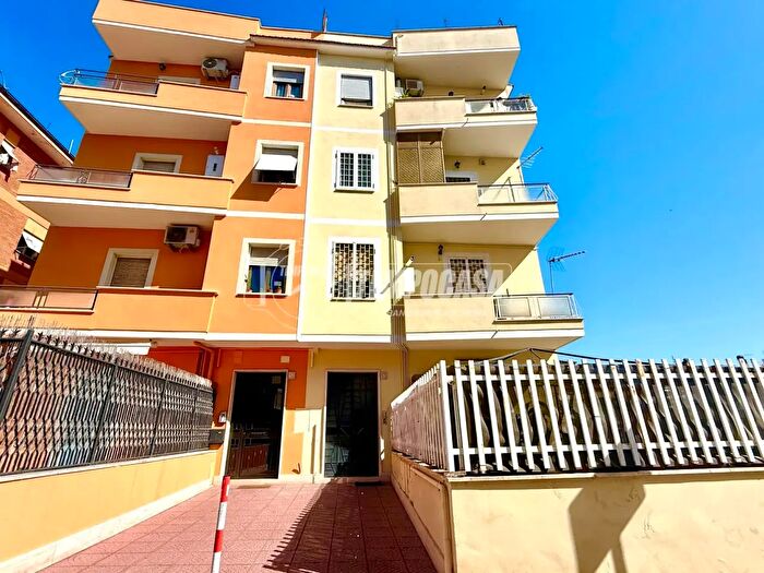 Appartamento bilocale in vendita in Roma
