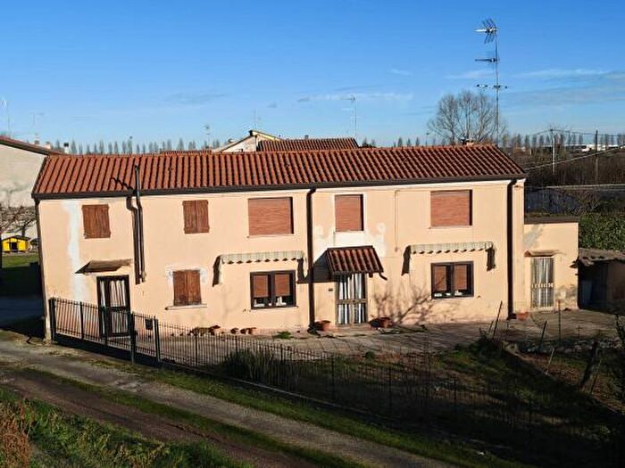 Casa trilocale in vendita in Via Argine Po, Corbola