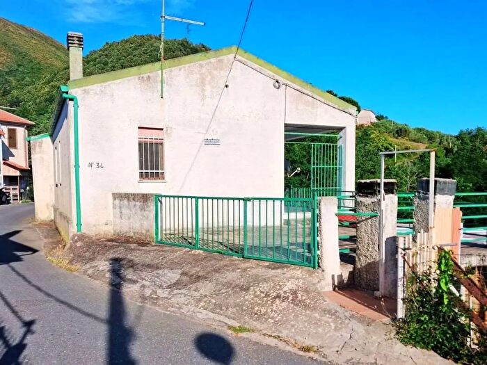 Casa con 9 locali in vendita in Contrada S Iorio, Acquappesa