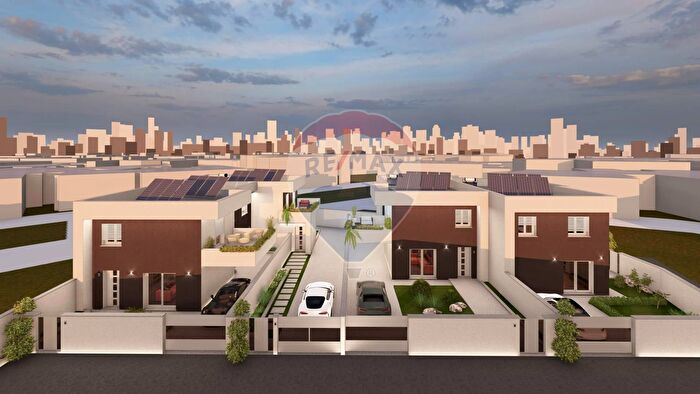 Casa quadrilocale in vendita in Via Corsica, Copertino