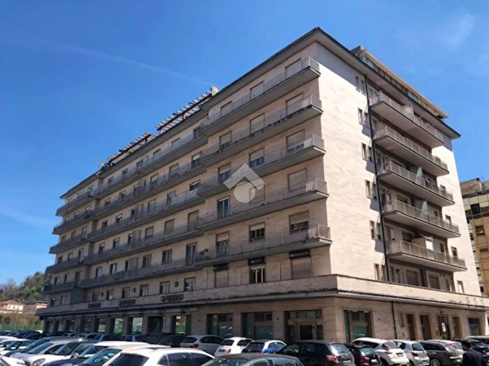 Appartamento con 5 locali in vendita in Via Piero Gobetti, Frosinone
