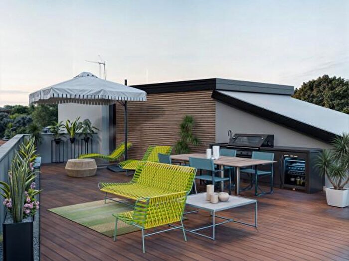 Appartamento quadrilocale in vendita in Via Renato Fracassi, Rimini