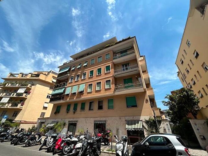 Appartamento bilocale in affitto in Via Poggio Moiano, Africano Villa Chigi, Roma