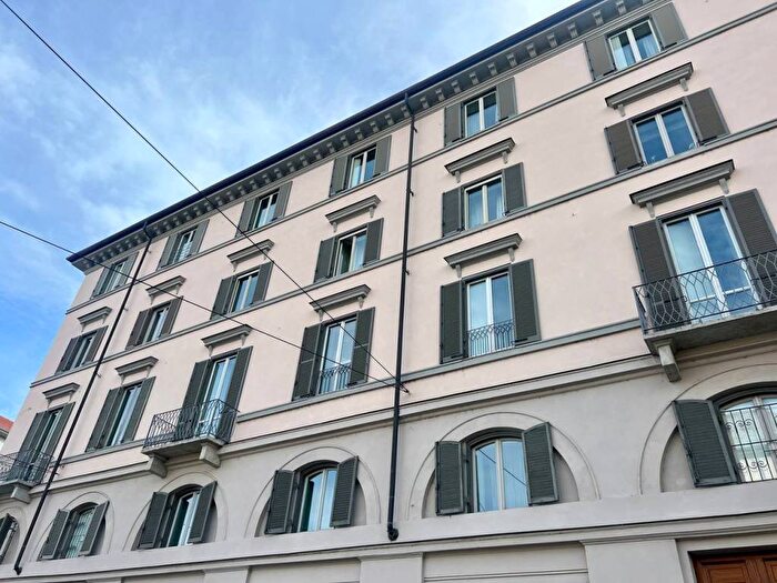 Appartamento con 5 locali in affitto in Piazza Gran Madre di Dio, Gran Madre Crimea, Torino