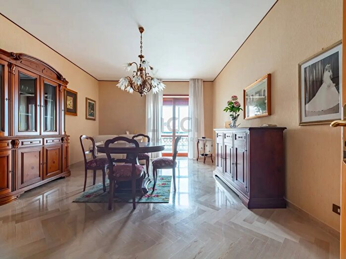 Appartamento con 7 locali in vendita in Via Europa Libera a, Monopoli