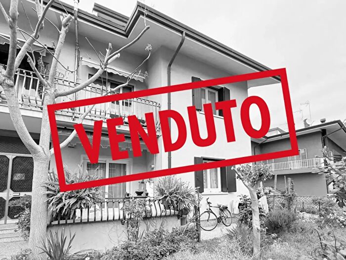 Appartamento con 5 locali in vendita in Via Cimarosa, Lignano Sabbiadoro
