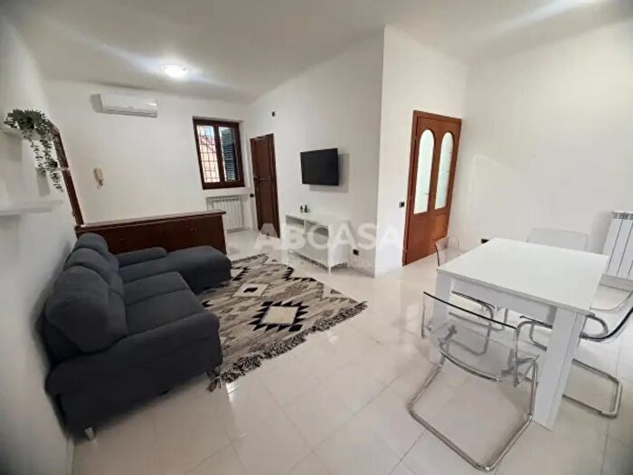 Appartamento bilocale in affitto in Via del Comune, Velletri