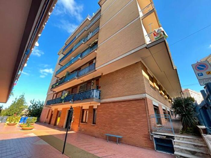 Appartamento trilocale in vendita in Via Arenazze, Chieti