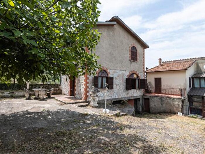 Casa bilocale in vendita in Casperia