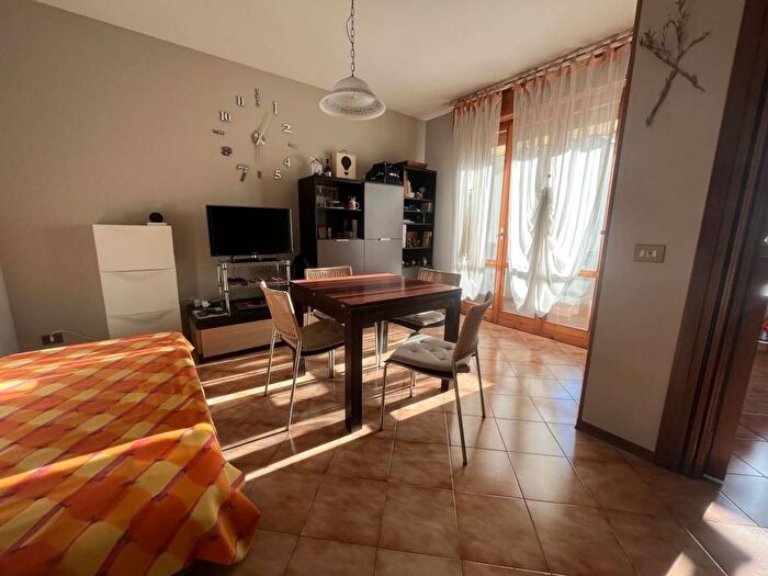 Appartamento trilocale in affitto in Rosta Nuova, Reggio Emilia