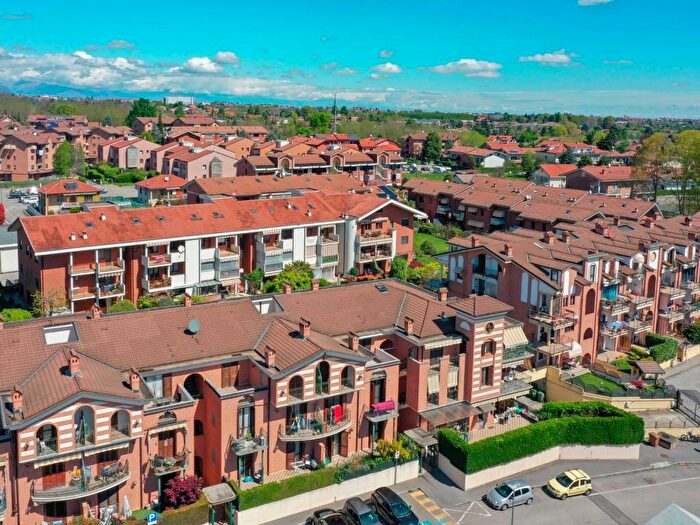 Appartamento trilocale in affitto in Via Umberto I, Centro, Rivalta di Torino