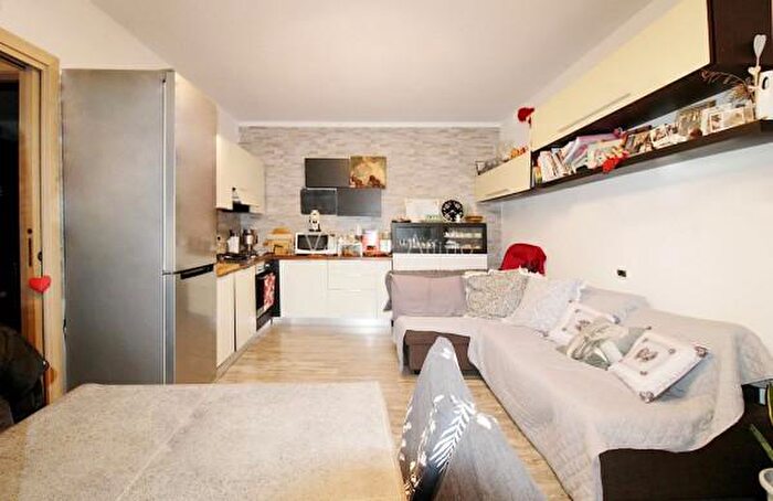 Appartamento trilocale in vendita in Contrada Stazione, San Salvo