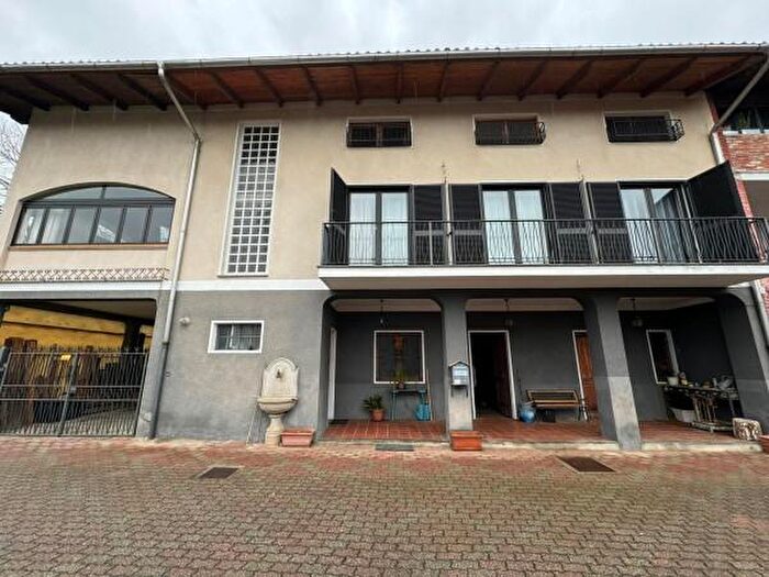 Casa con 6 locali in vendita in Casale Ravera, Chiaverano