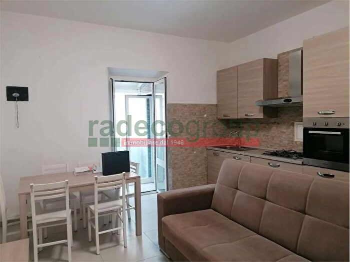 Appartamento trilocale in vendita in Via Santo Stefano, Livorno