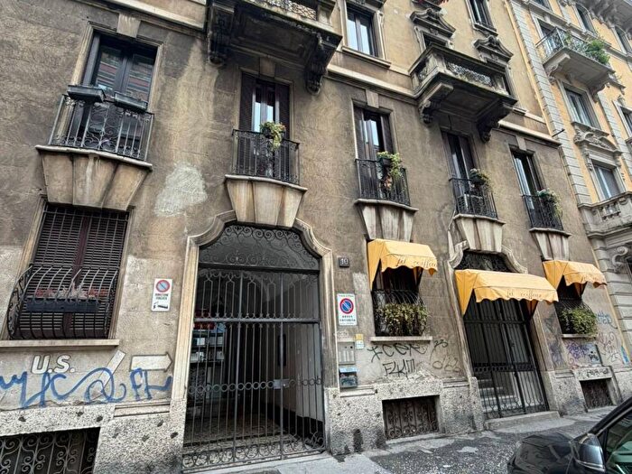 Appartamento monolocale in affitto in Via Saverio Mercadante, Buenos Aires, Milano