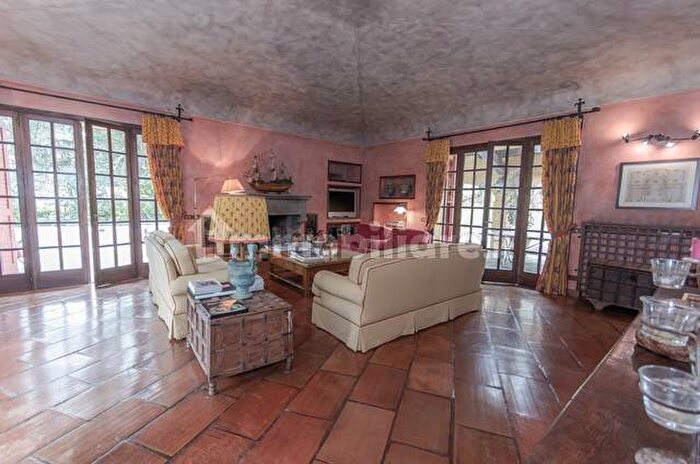 Casa con 6 locali in affitto in Via al Golf, Appiano Gentile