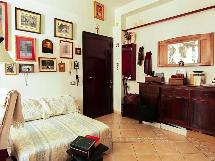 Appartamento trilocale in vendita in Viale Diaz, Cagliari