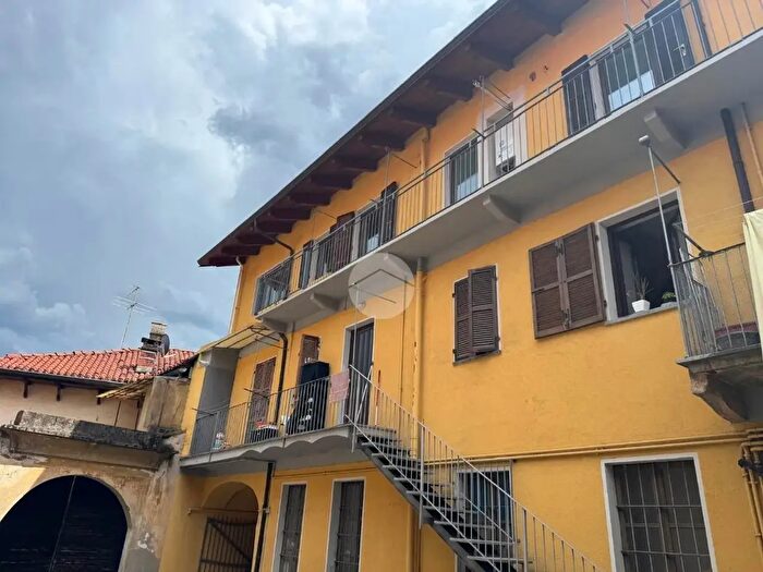 Appartamento con 5 locali in vendita in Via XX Settembre, Giaveno