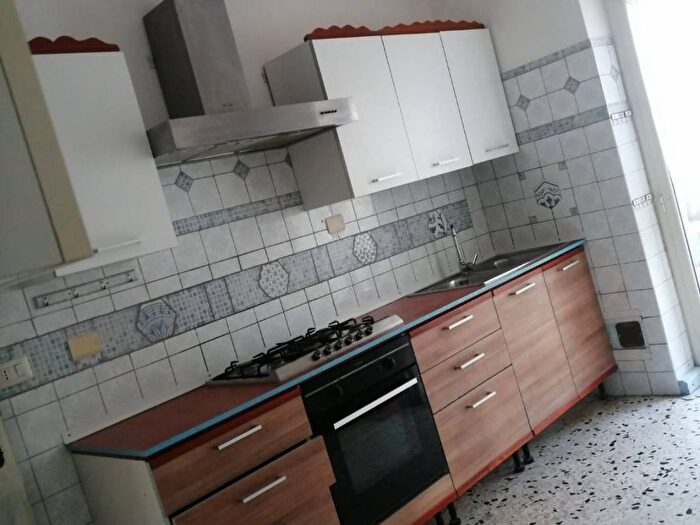 Appartamento quadrilocale in affitto in Via degli Ulivi, Centro, Formia