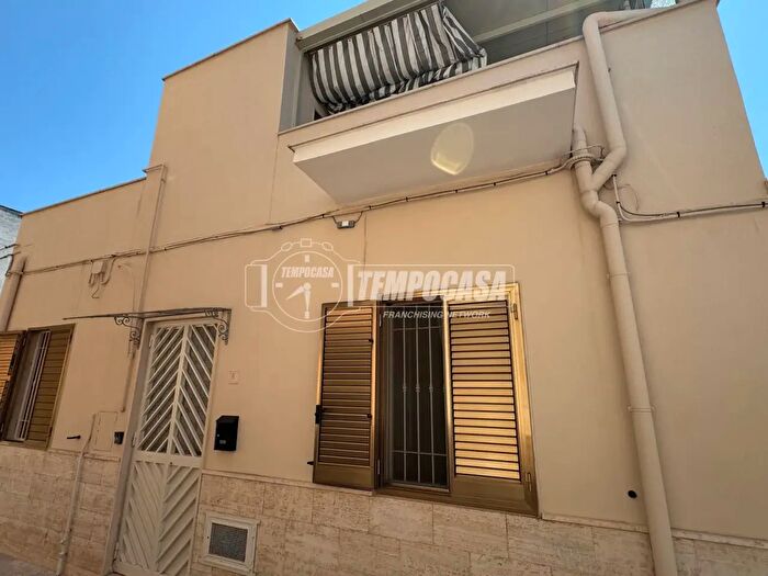 Casa trilocale in vendita in Cellamare