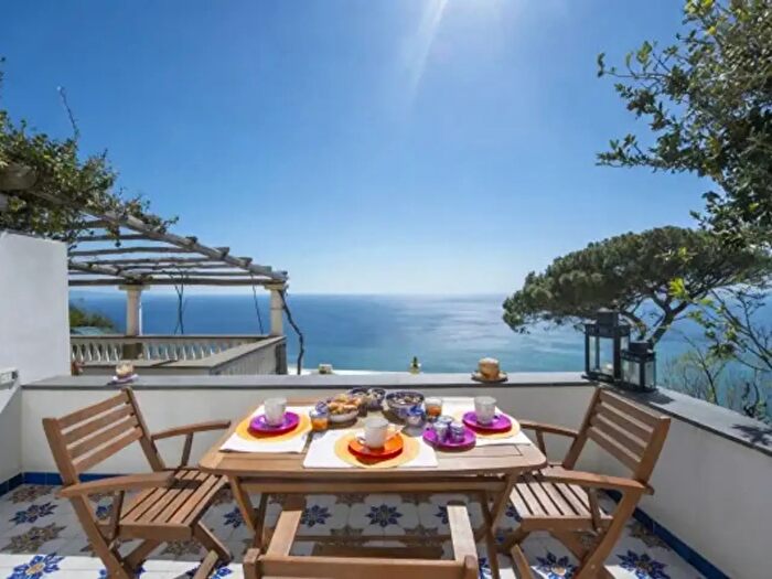 Appartamento monolocale in vendita in Furore