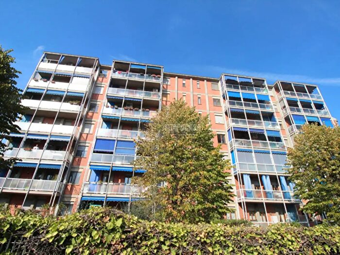 Appartamento con 5 locali in vendita in Corso Gaetano Salvemini, Torino