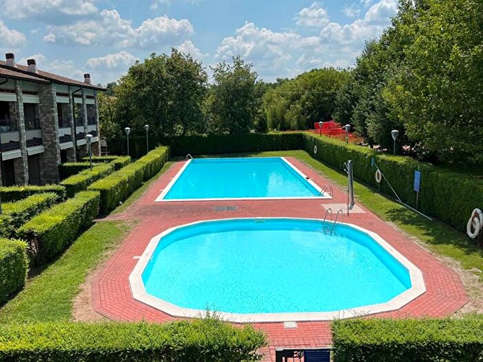 Appartamento bilocale in affitto in Via Venezia, Rivoltella, Desenzano del Garda