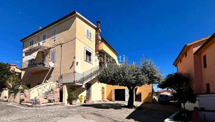 Appartamento quadrilocale in vendita in Via Matteotti Snc, Budoni