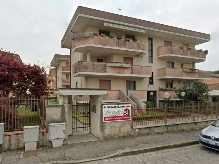 Appartamento trilocale in vendita in Via Po, Centro, Trecate