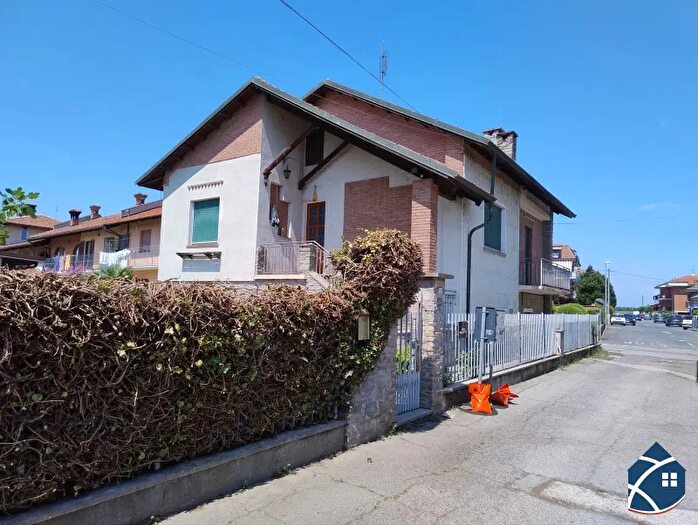 Casa con 5 locali in vendita in Vigone Via San Francesco, Vigone