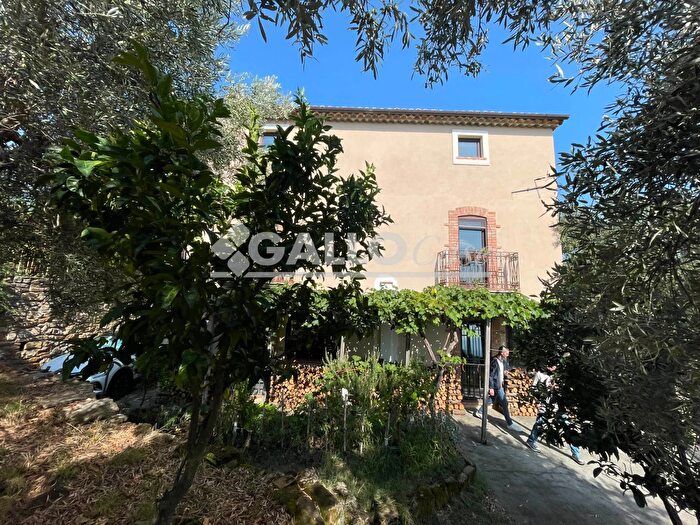 Casa con 6 locali in vendita in Via San Marco Castrolibero, Castrolibero