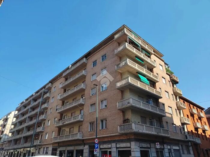 Appartamento bilocale in vendita in Via Michele Coppino, Torino