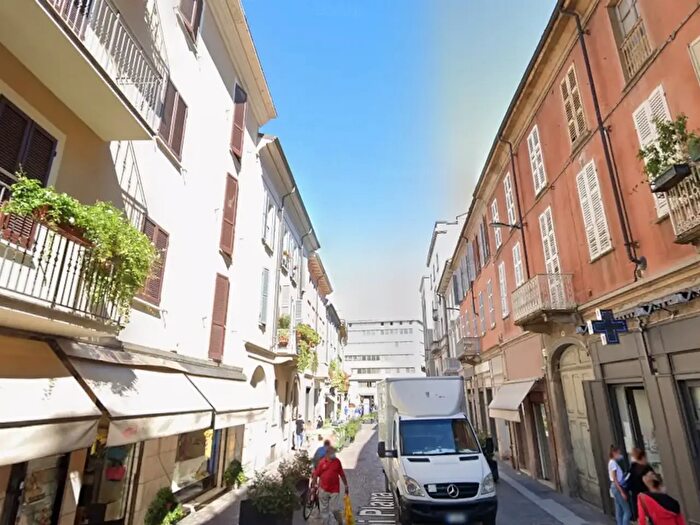 Appartamento bilocale in affitto in Via Giovanni Plana, Voghera