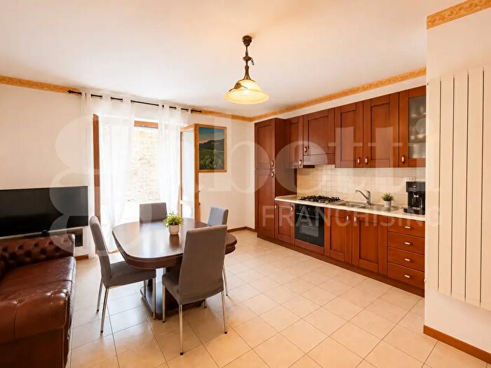 Appartamento quadrilocale in vendita in Orte