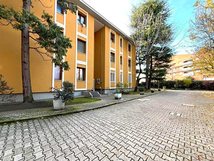 Appartamento trilocale in vendita in Via G Garibaldi, Casalecchio Di Reno