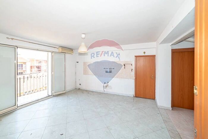 Appartamento bilocale in vendita in Via Rosolino Pilo, Motta SantAnastasia