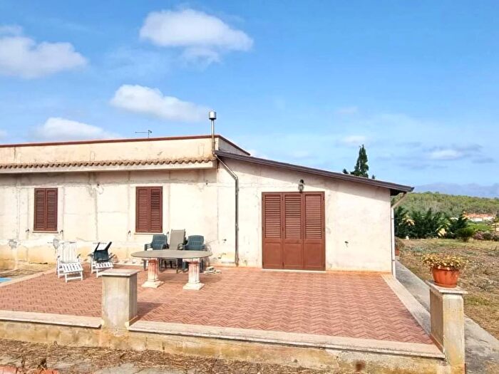 Casa quadrilocale in affitto in Strada Provinciale di Balestrate, Balestrate Foce, Balestrate