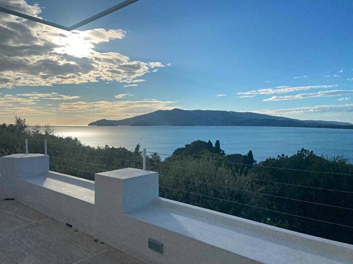 Casa con 6 locali in affitto in Ansedonia, Orbetello