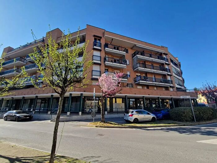 Appartamento bilocale in vendita in Via Piave, Bra