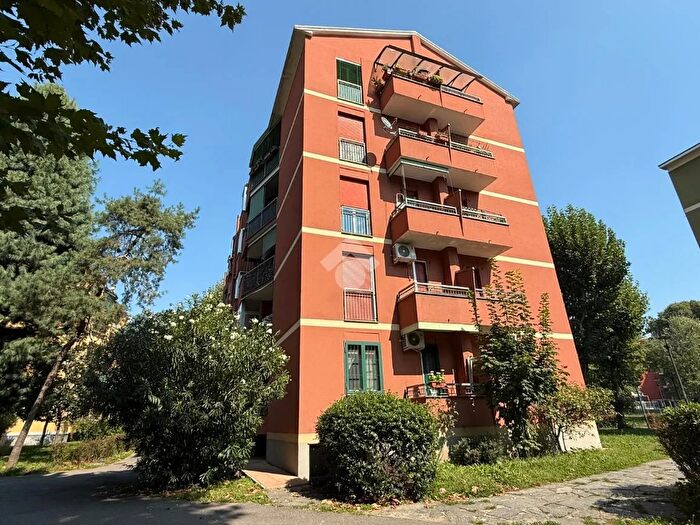 Appartamento bilocale in vendita in Piazza Gasparri, Milano