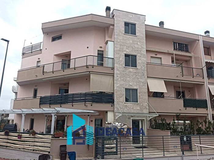 Casa quadrilocale in affitto in Contrada La Gravinella, Centro, Matera